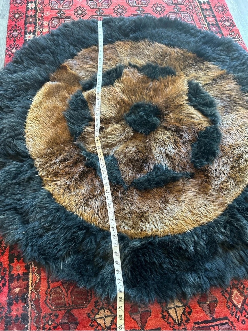 Vintage 1970’s Handmade Real Fur Patchwork Round Rug 50” Brown Black Lodge Decor - Picture 8 of 14